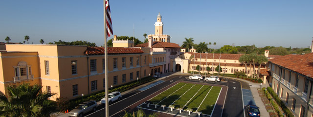 media/morning_horseshoe_wide.jpg media/morning_horseshoe_wide.jpg