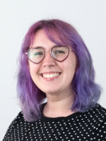 Calli Putnam headshot