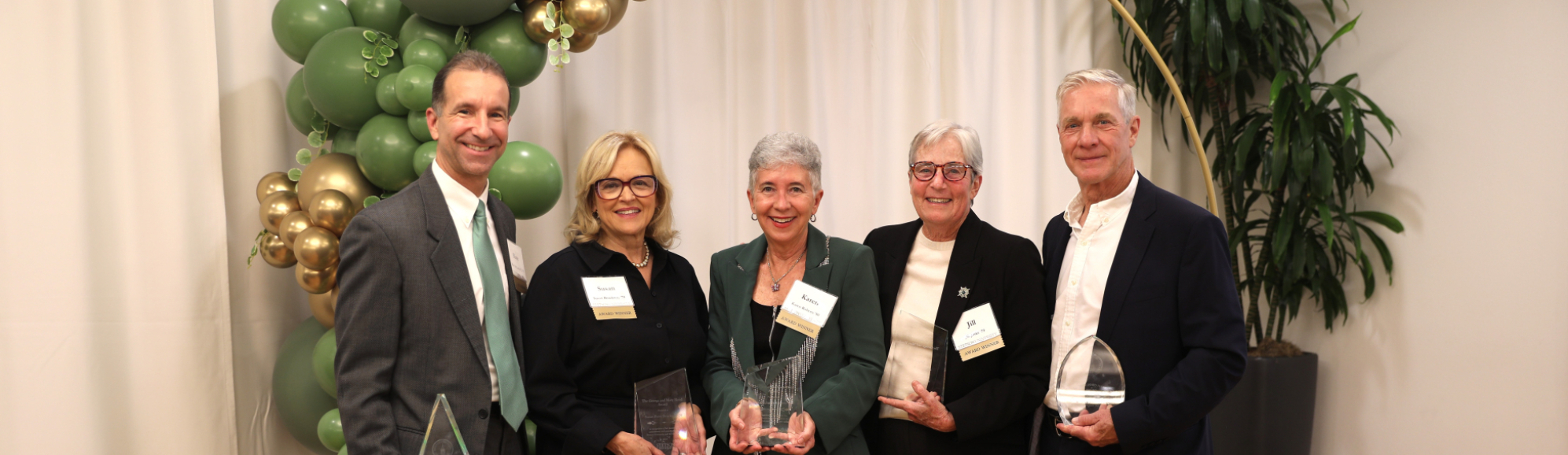alumni that received awards
