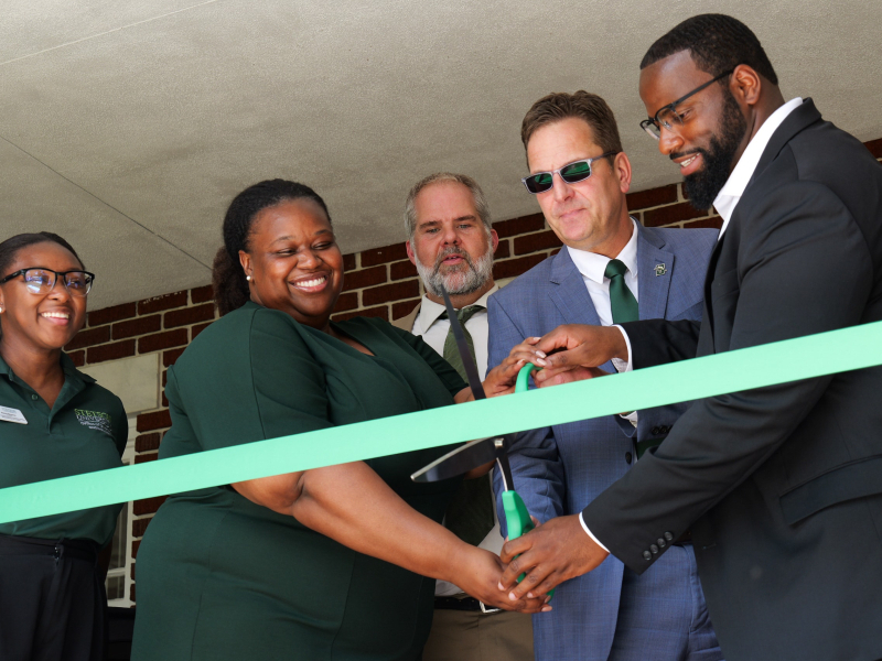 cutting ribbon ceremony