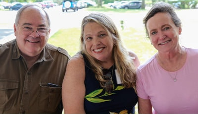 Family members Jack Stoudenmire Carter, Robin Carter and Mimi Carter ’84