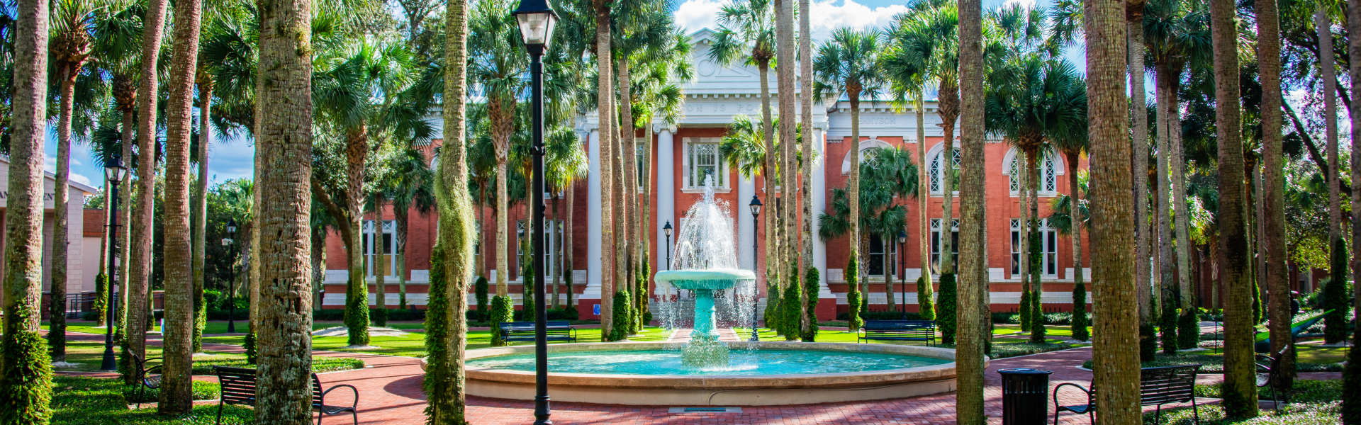 palm court fountain
