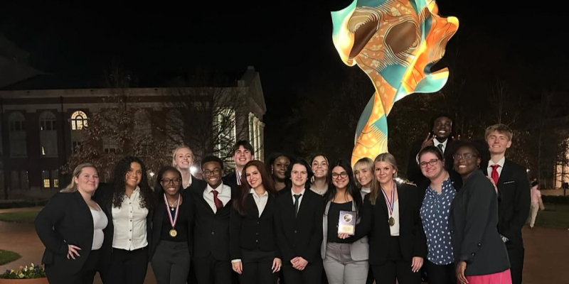 group picture of students from mock trial team