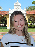 ana skidmore headshot