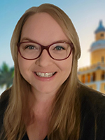 katie everson headshot