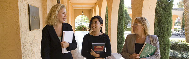 students walking around the crummer courtyard