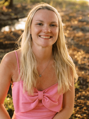 Aubrey Thompson headshot