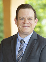 Em Wright headshot