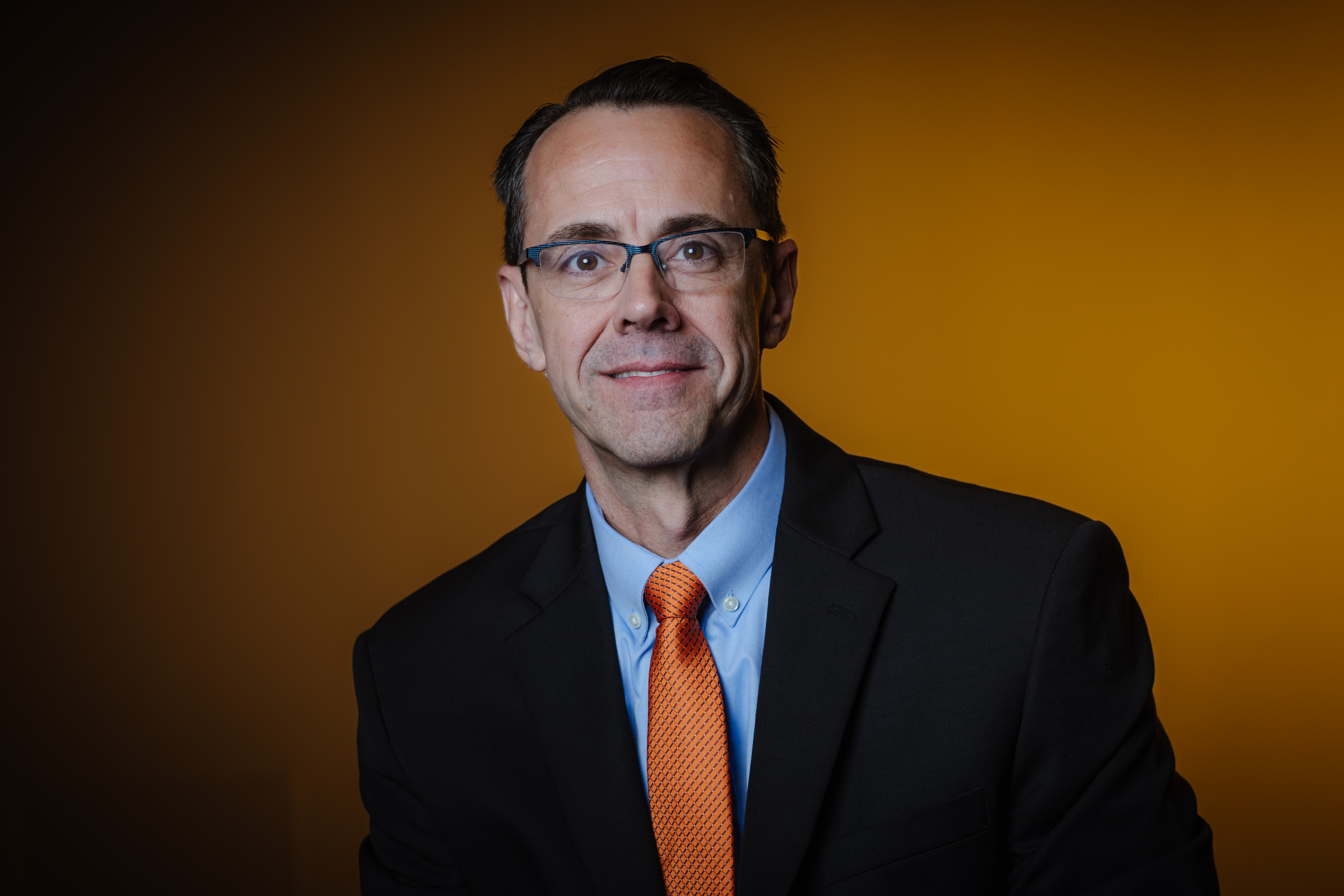 Donald Anderson headshot