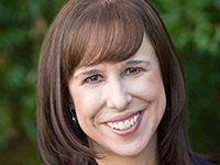 Katie Powers headshot