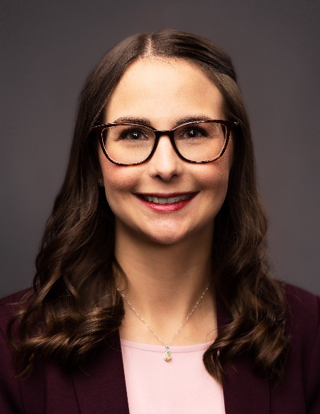 Taylor Freeman Peshehonoff headshot