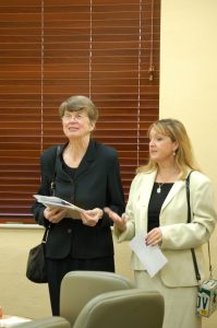 Former U.S. Attorney General Janet Reno toured Stetson's state-of-the-art, elder-friendly Eleazer Courtroom. with Professor Roberta Flowers.