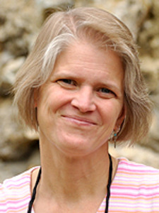 Professor of Biology, Cindy Bennington profile picture.