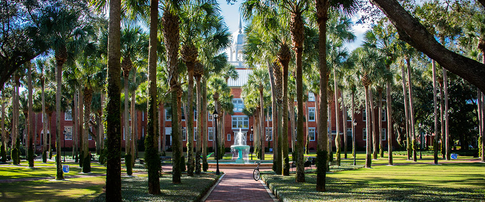 The Holler Fountain in Palm Court