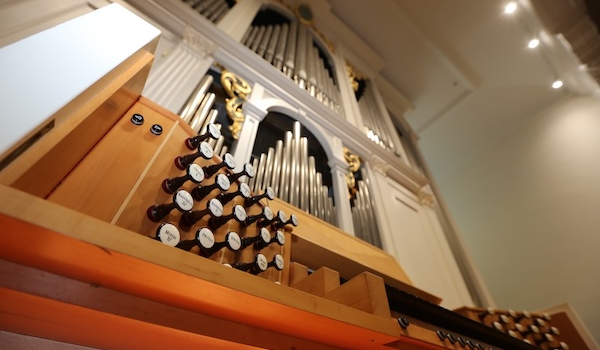 Organ at Lee Chapel